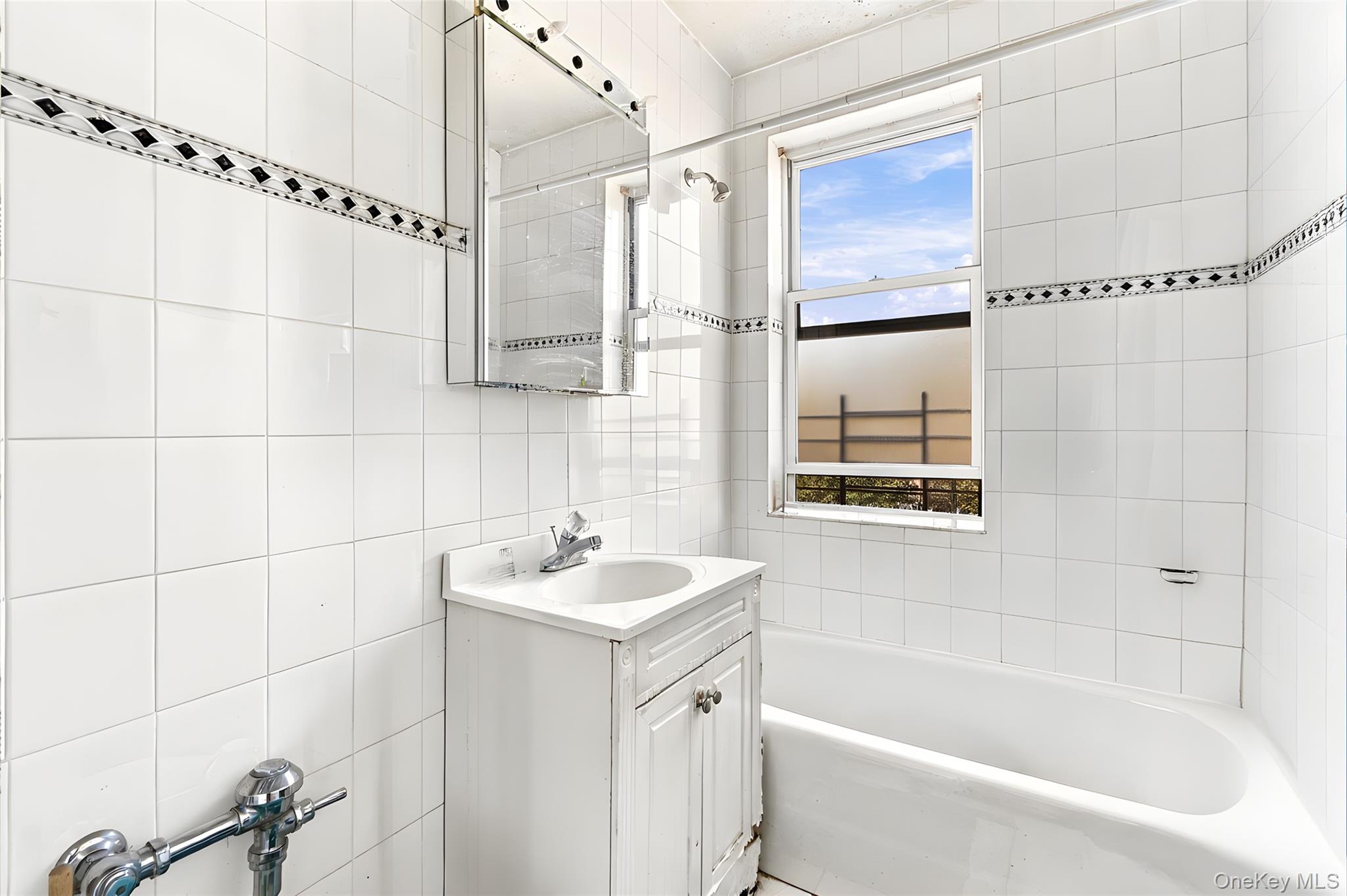 63-61 99 Streets, Unit F2 photo 15