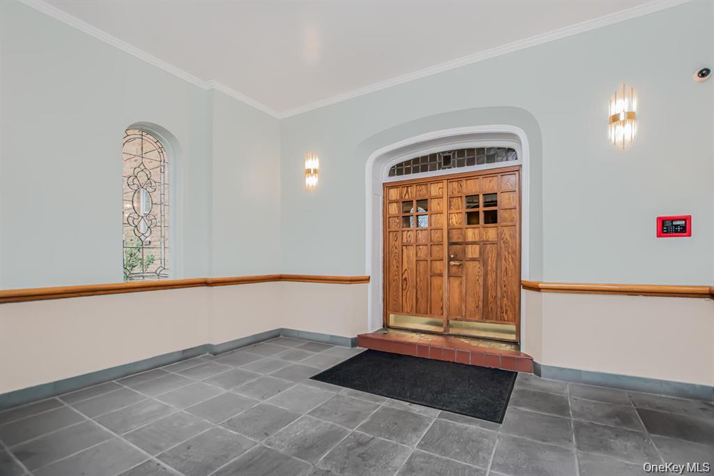 219 Bronx River Road, Unit 5A photo 4