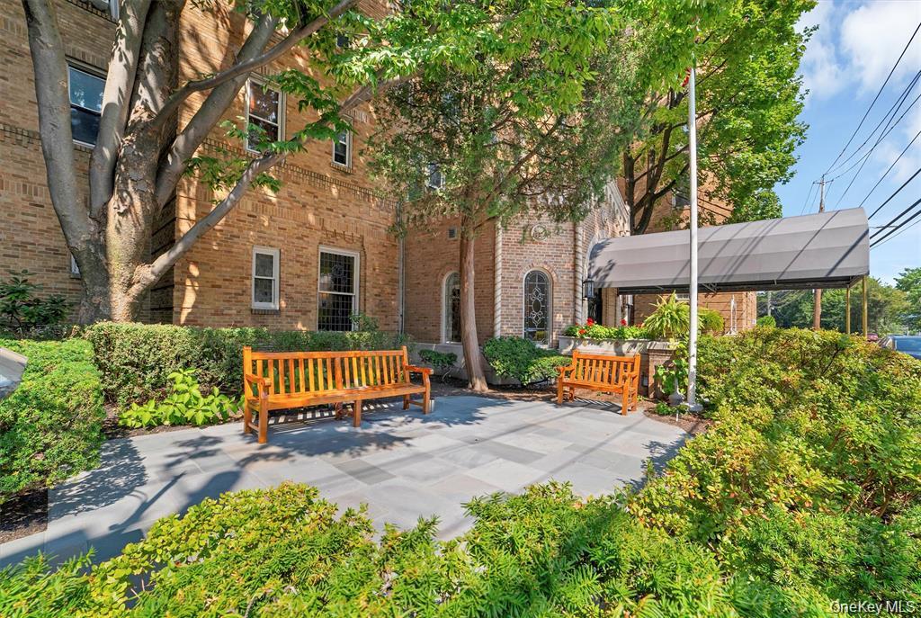 219 Bronx River Road, Unit 5A photo 3