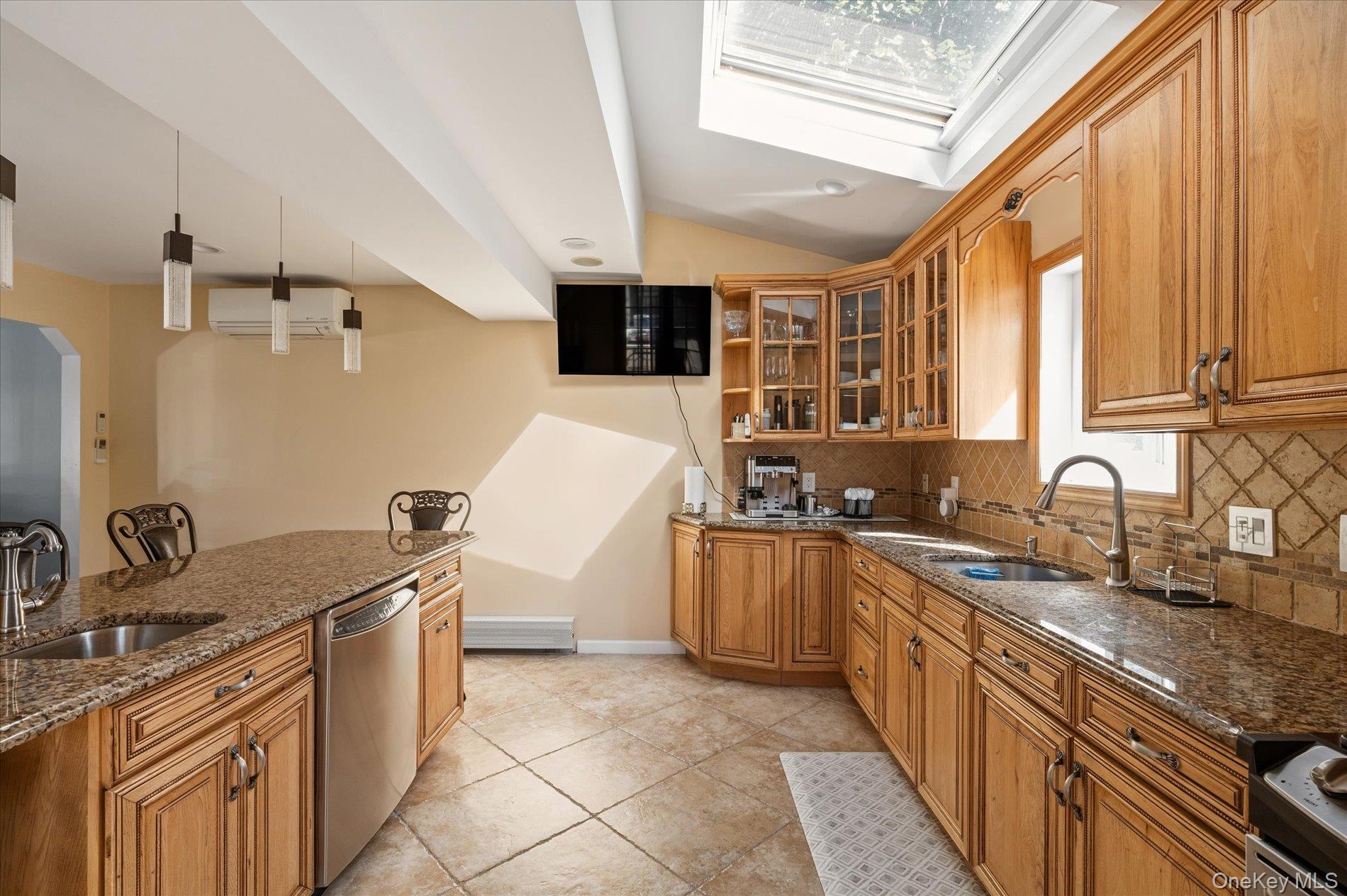 1622 Carla Lane – For Sale photo 15