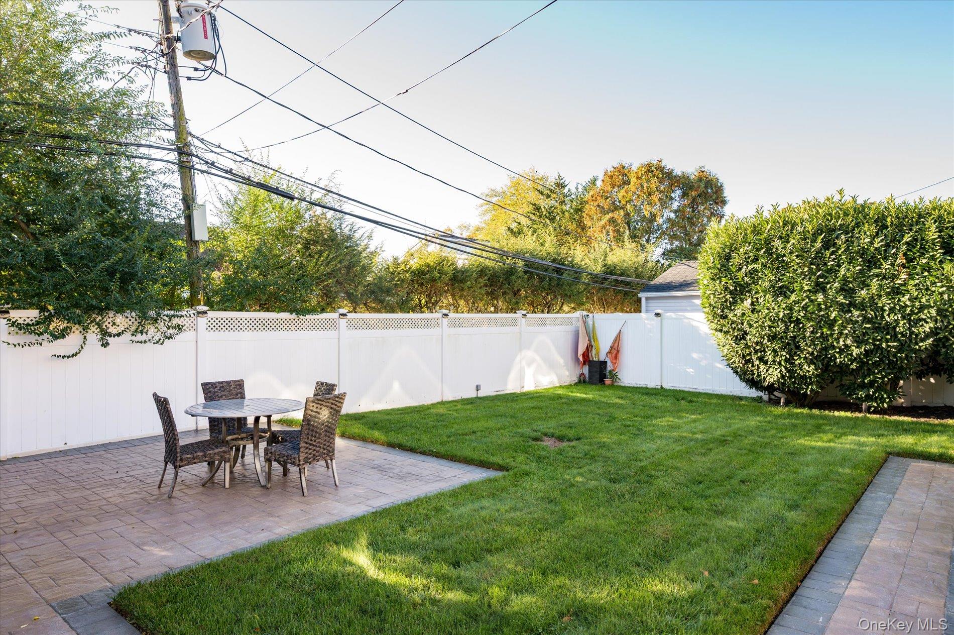 1622 Carla Lane – For Sale photo 31