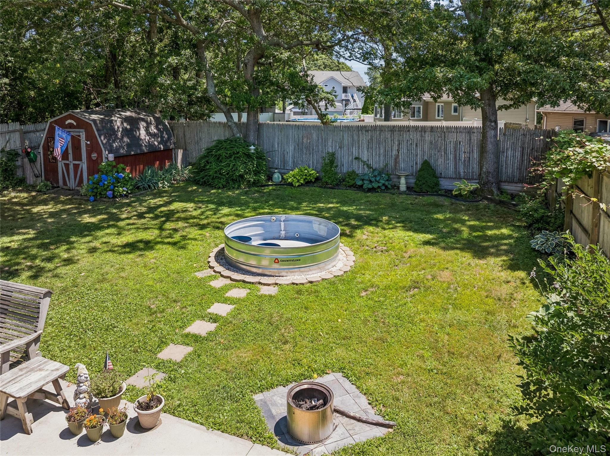 487 Mastic Road – For Sale photo 18