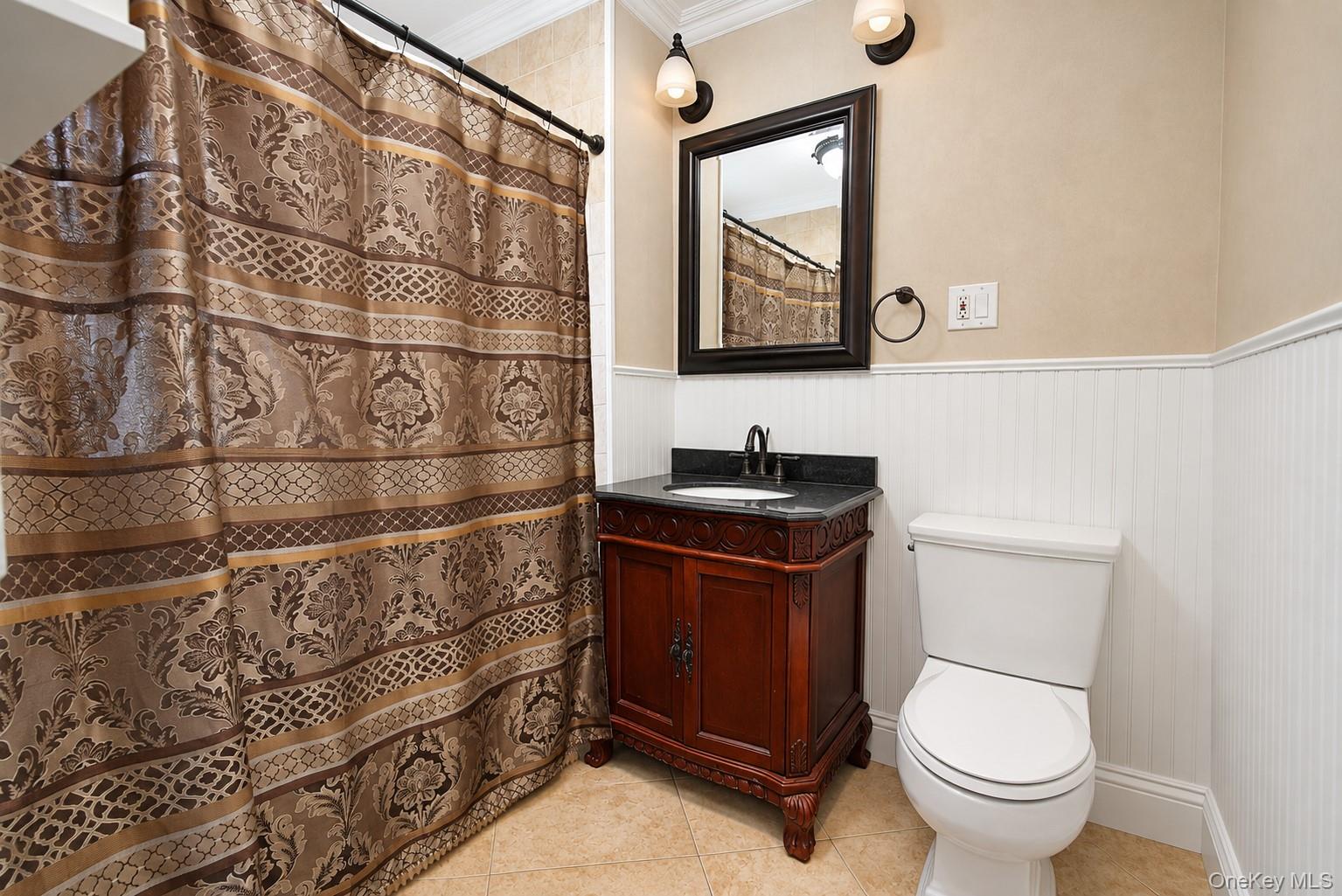 11569 Farmers Boulevard – For Sale photo 10