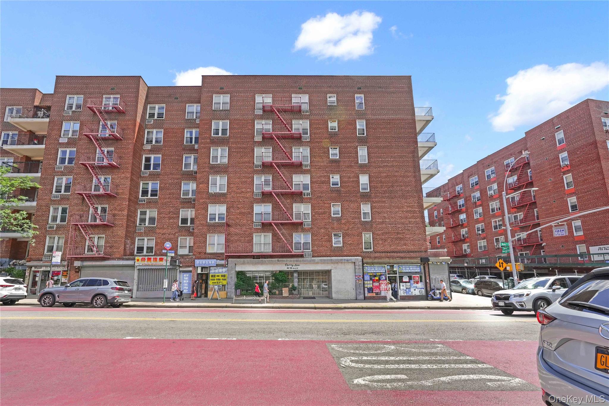 42-95 Main Street, Unit 2B photo 10