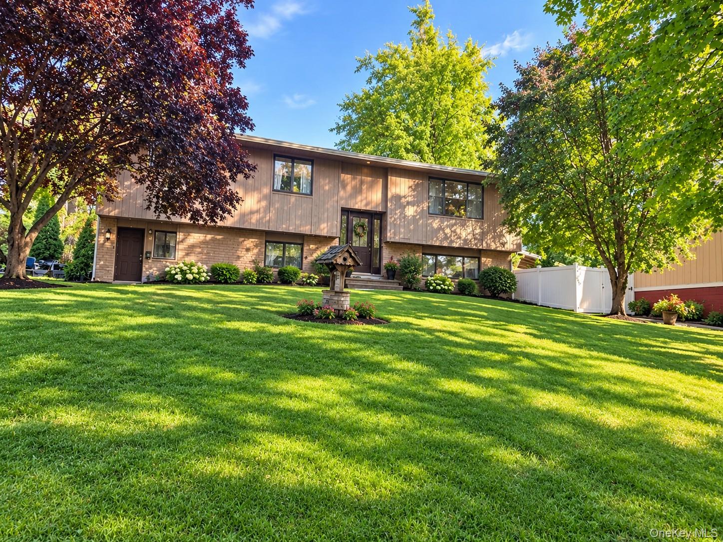 101 Pomander Drive – For Sale