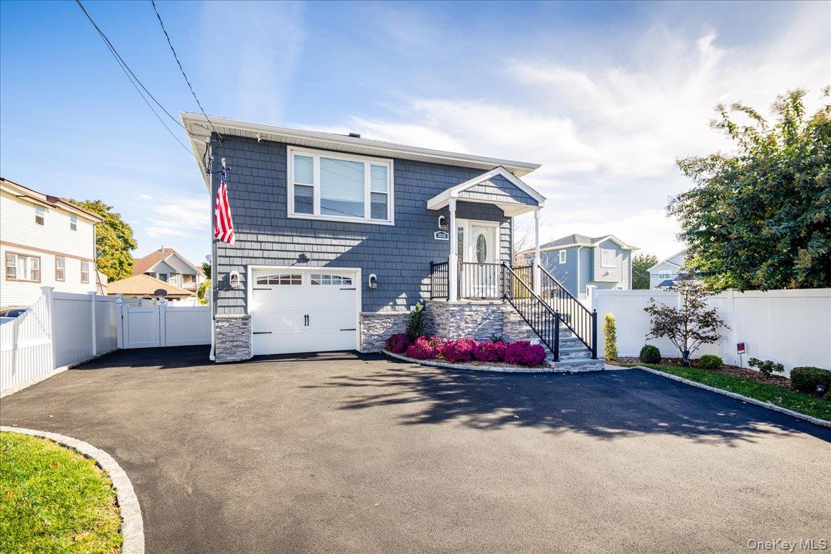 3535 Oceanside Road – For Sale photo 2