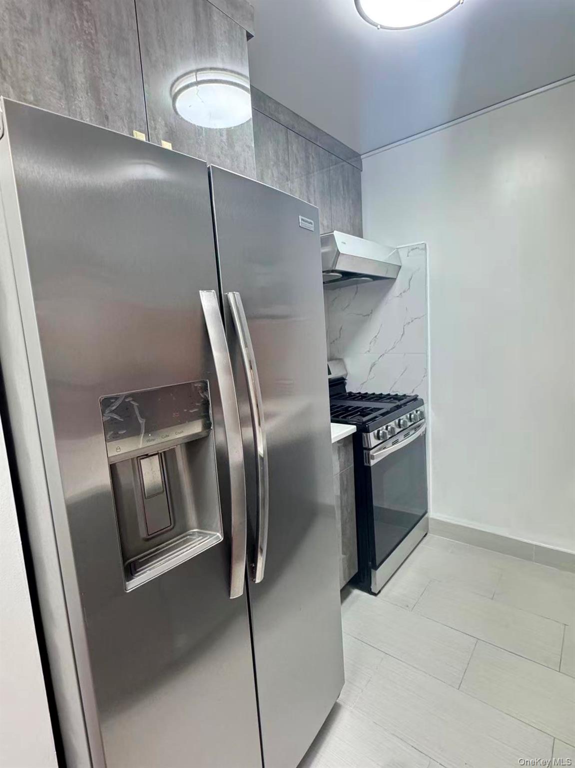 300 Albany Street, Unit 4L photo 5