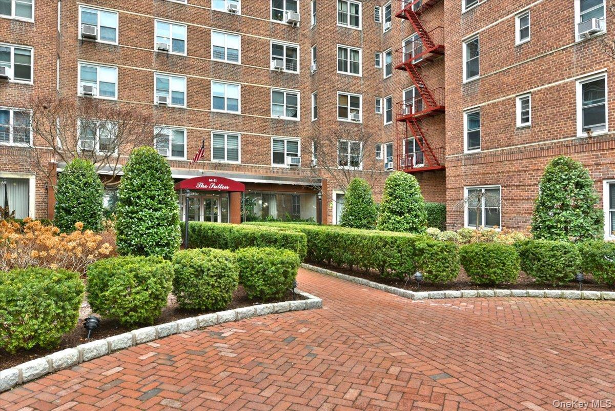 64-11 99th Street, Unit 116 photo 2