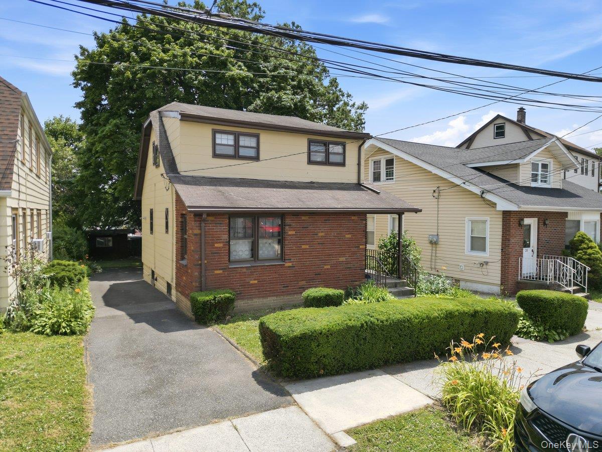 24 Cooper Street – For Sale photo 2