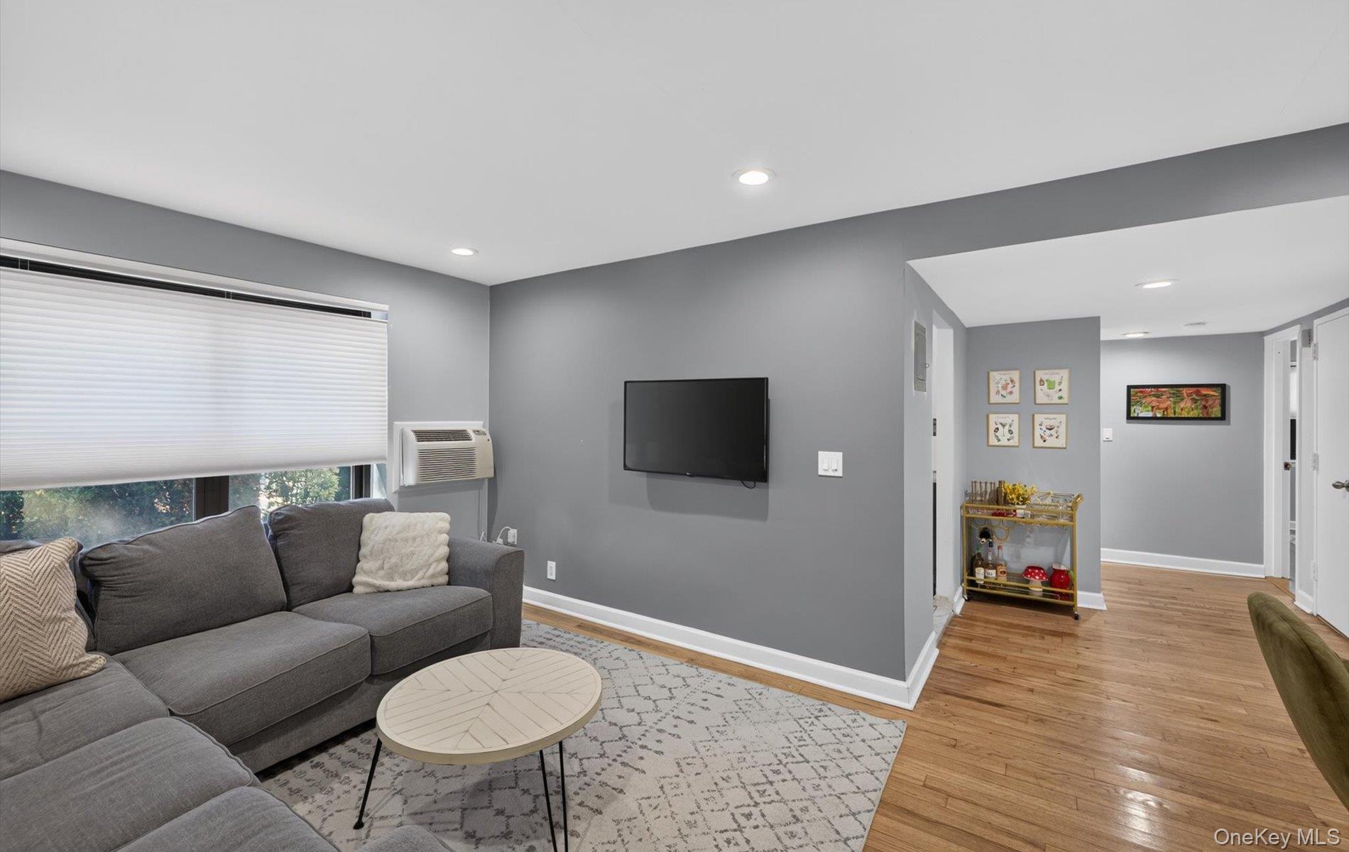 13 Terrace Circle, Unit 1-F photo 12