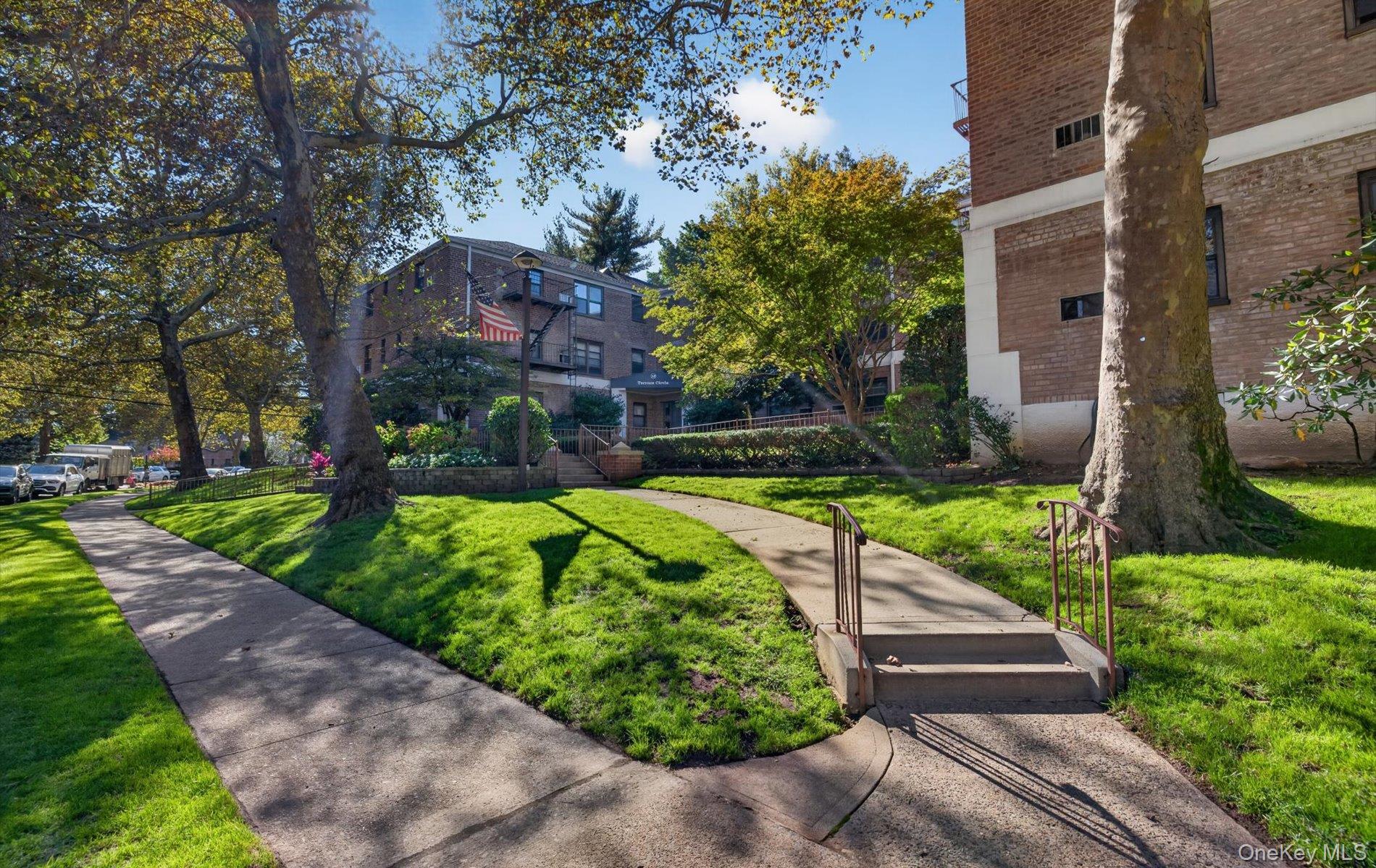 13 Terrace Circle, Unit 1-F photo 3
