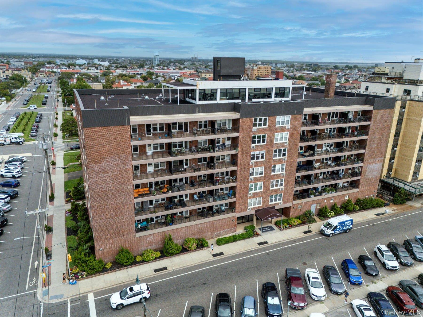 1 E Broadway Ave, Unit 7A photo 12