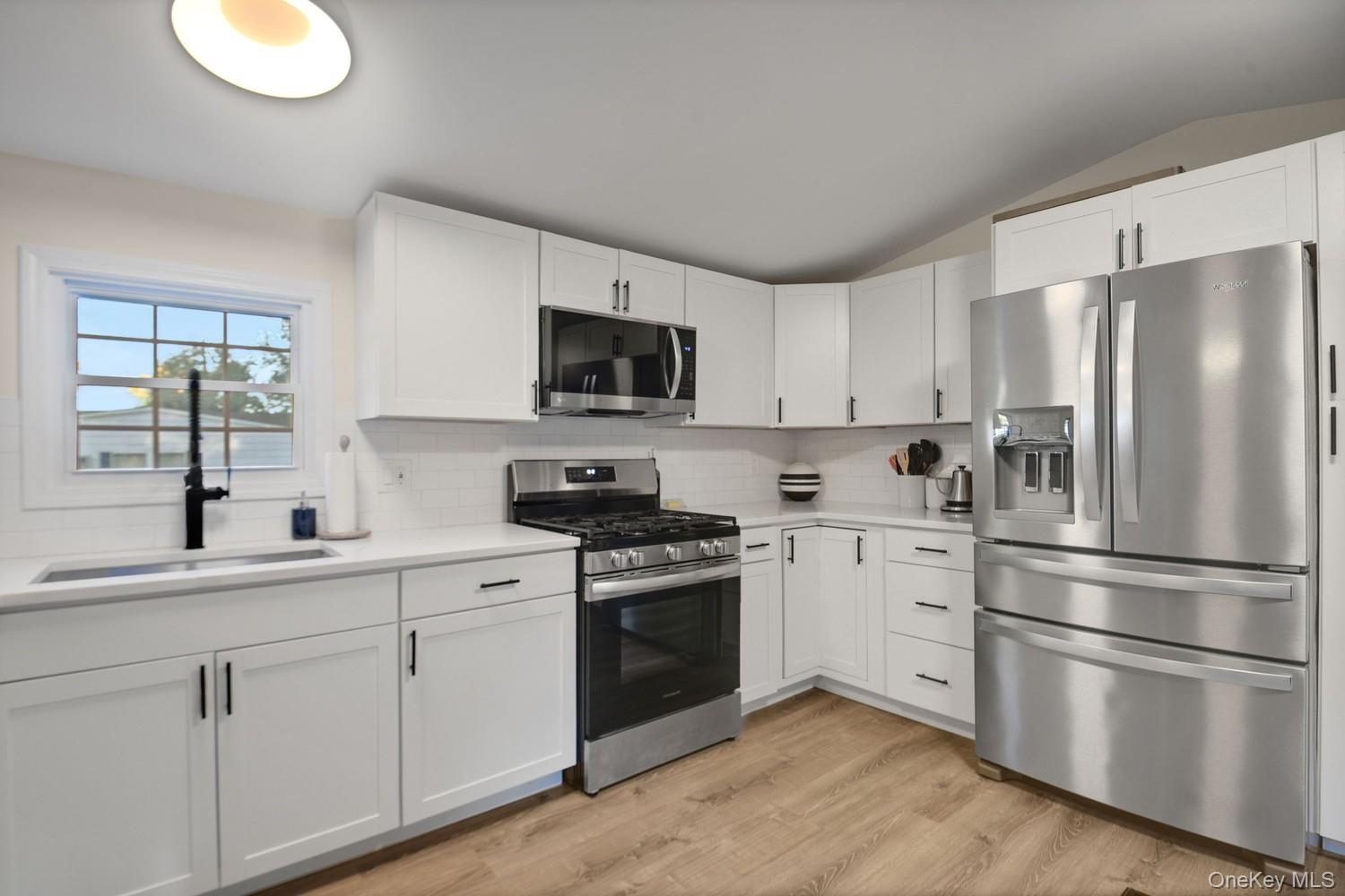 98 Inwood Avenue, Unit 20 photo 7