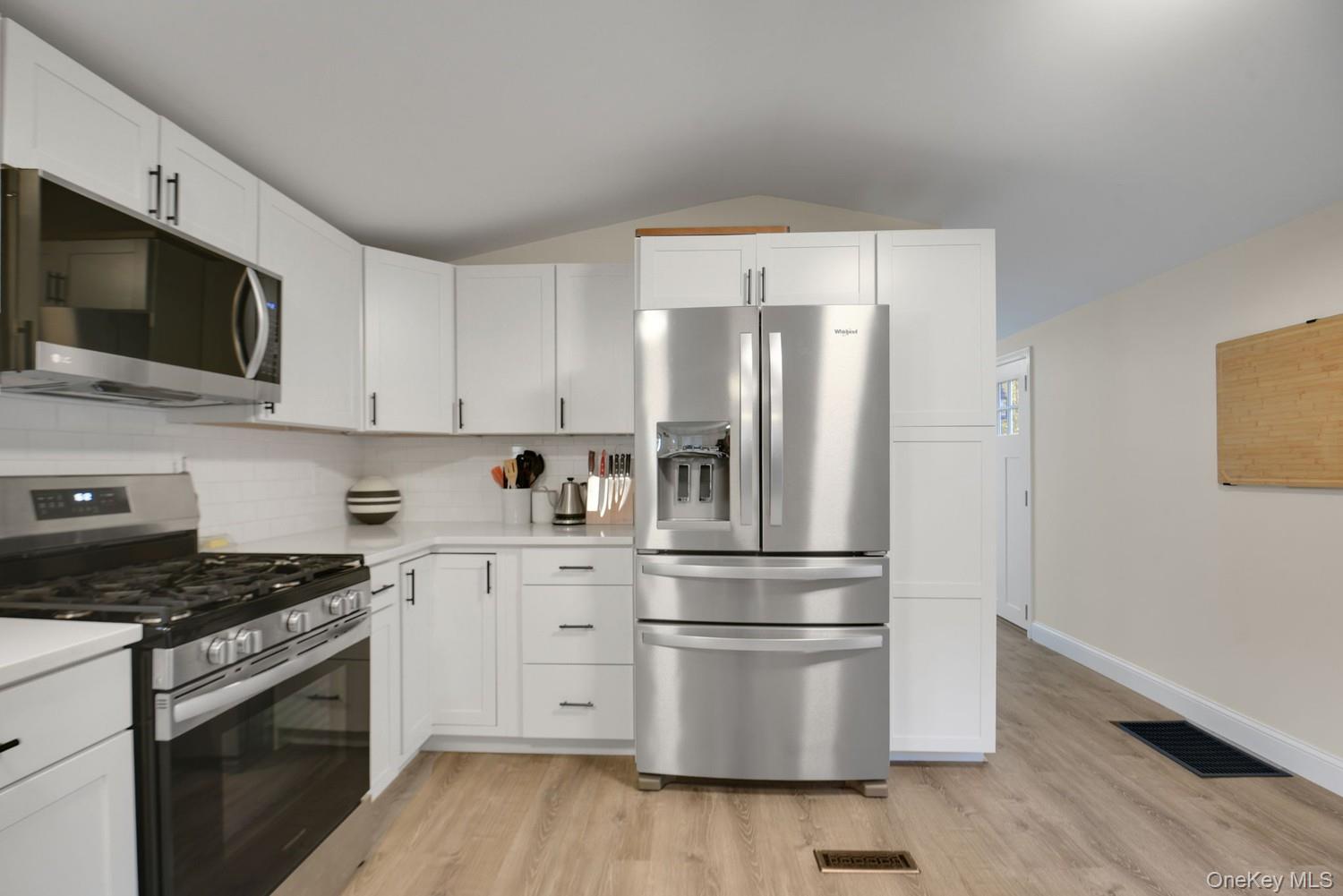98 Inwood Avenue, Unit 20 photo 8