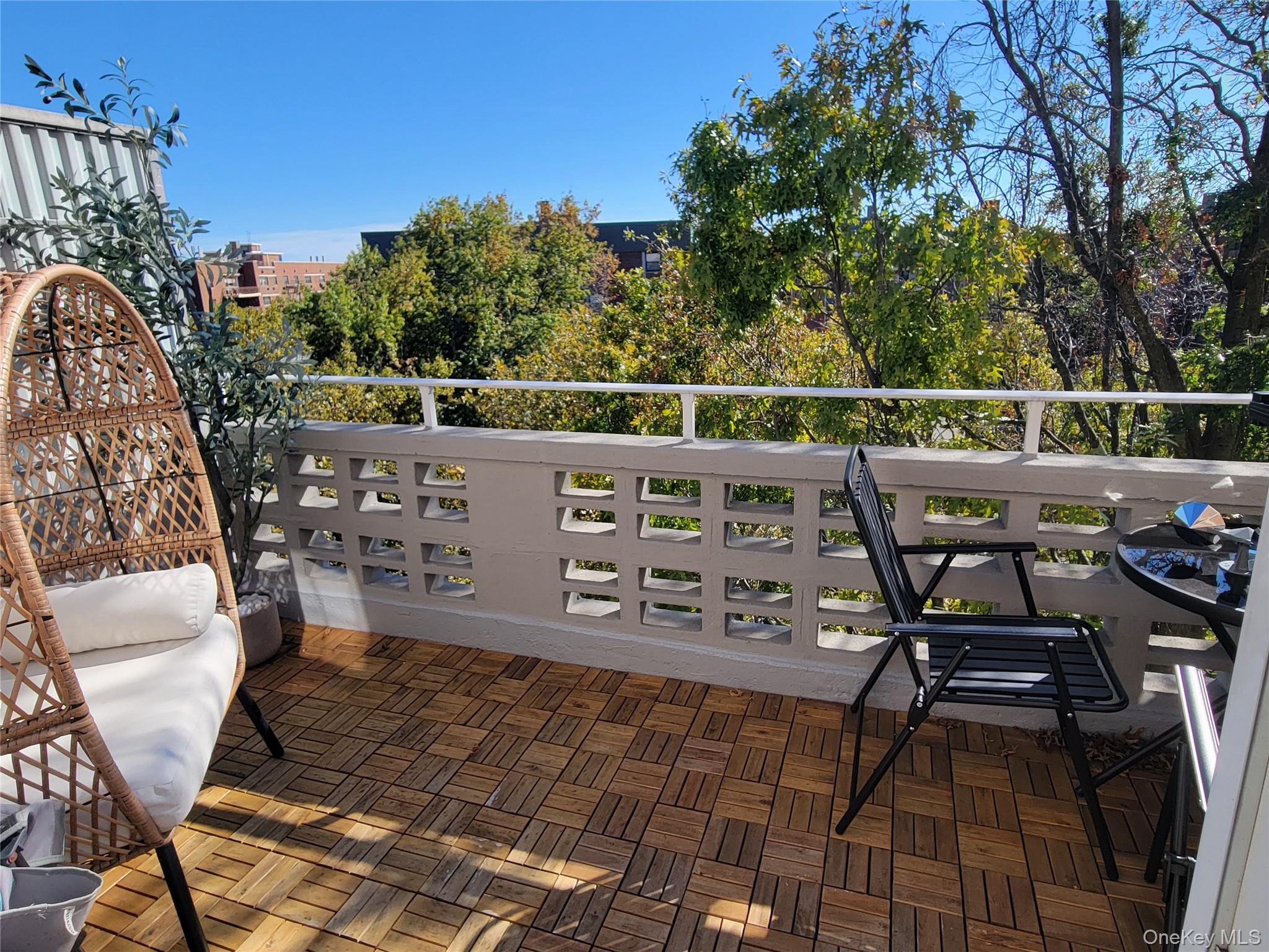 84-39 153rd Avenue, Unit 6L photo 9