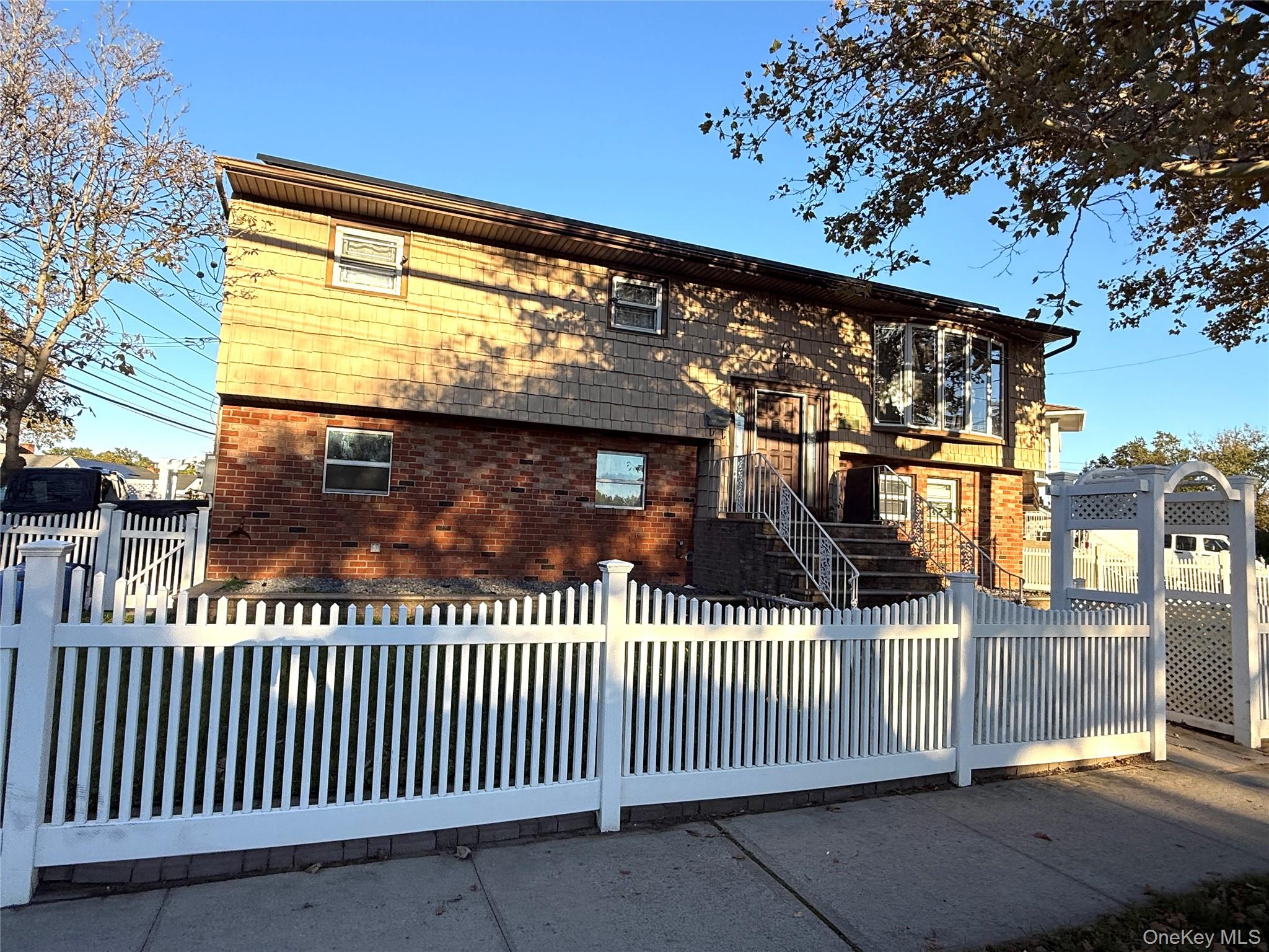 1111 Franklin Avenue – For Sale photo 3