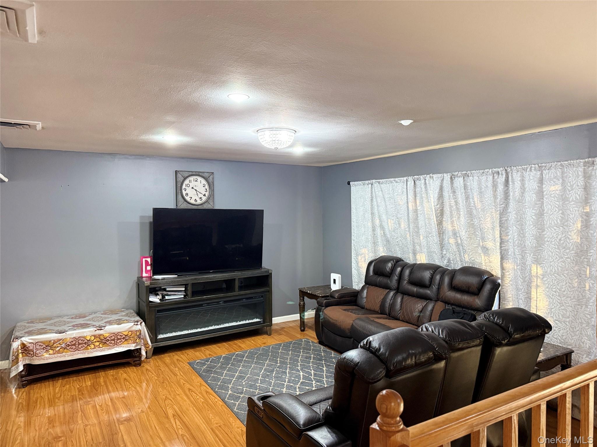 1111 Franklin Avenue – For Sale photo 9