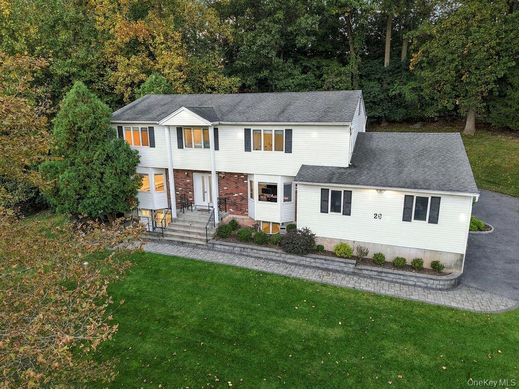 20 Algonquin Circle – For Sale photo 3