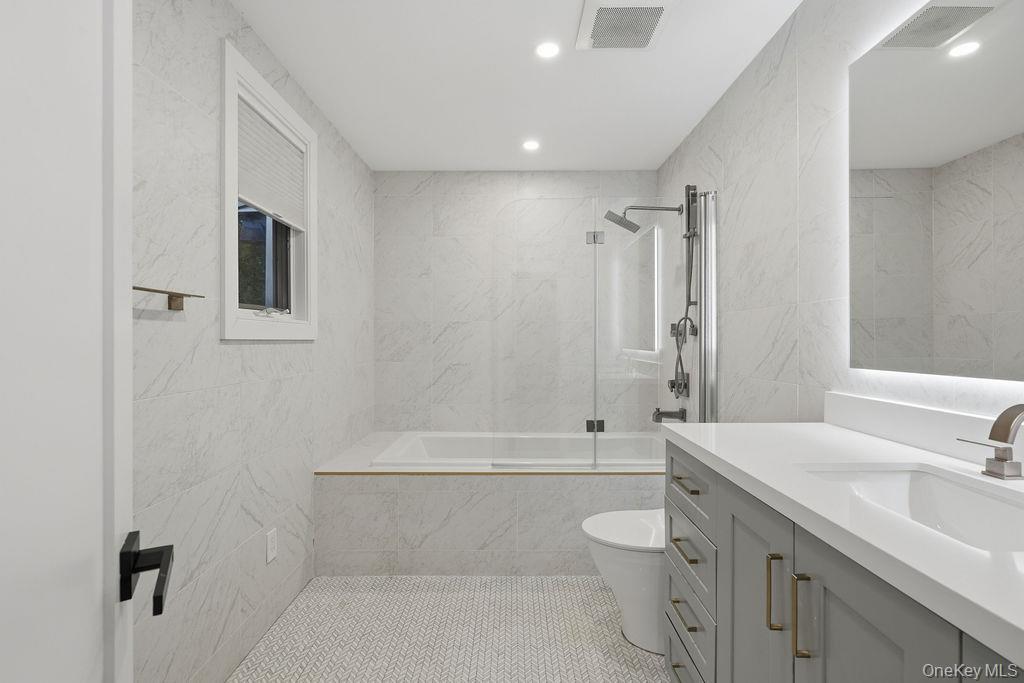 20 Algonquin Circle – For Sale photo 24