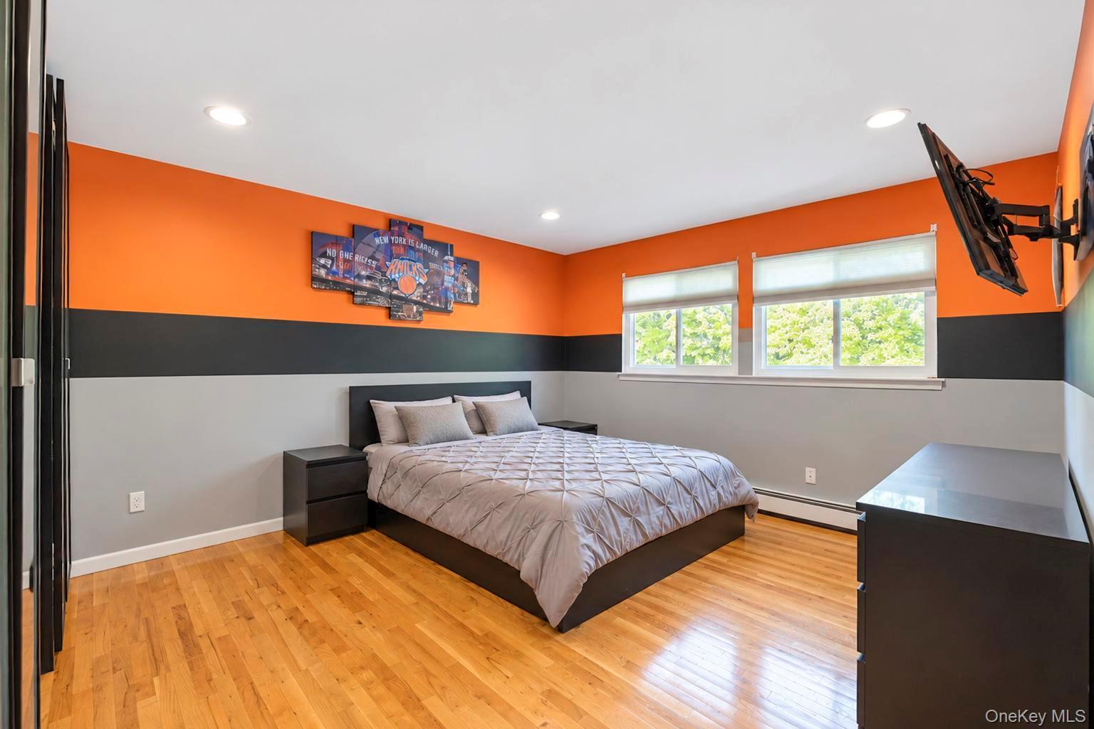 310 Willis Avenue – For Rent photo 16