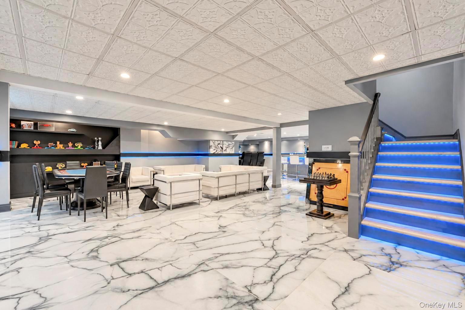 310 Willis Avenue – For Rent photo 32