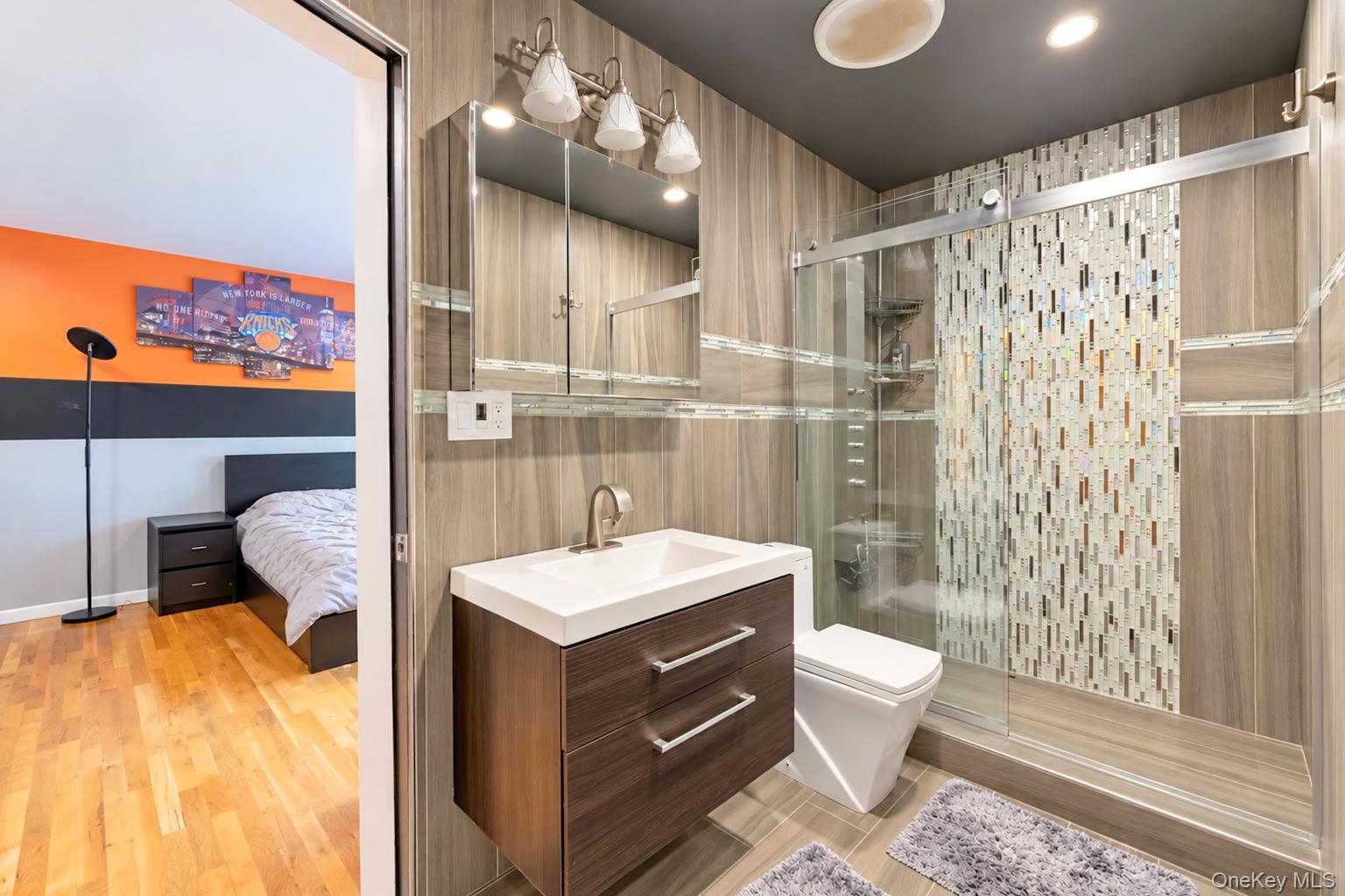 310 Willis Avenue – For Rent photo 30