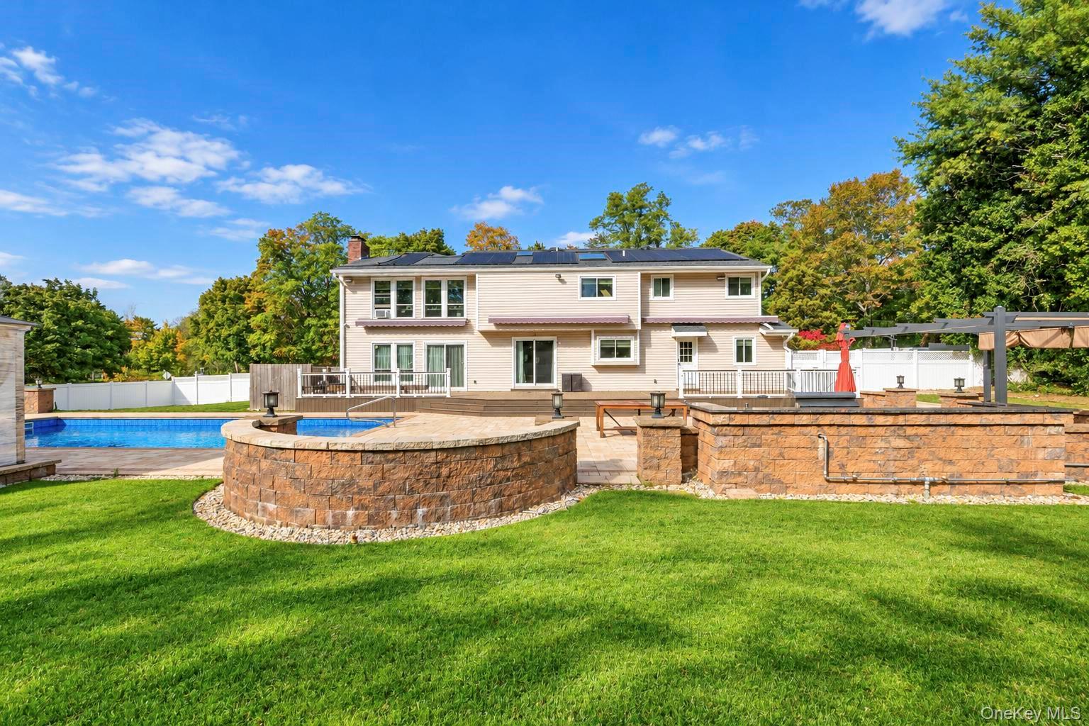 310 Willis Avenue – For Rent photo 47