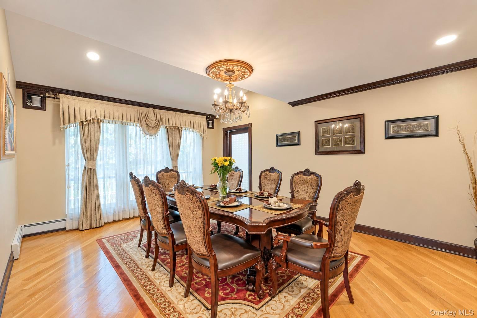310 Willis Avenue – For Rent photo 9