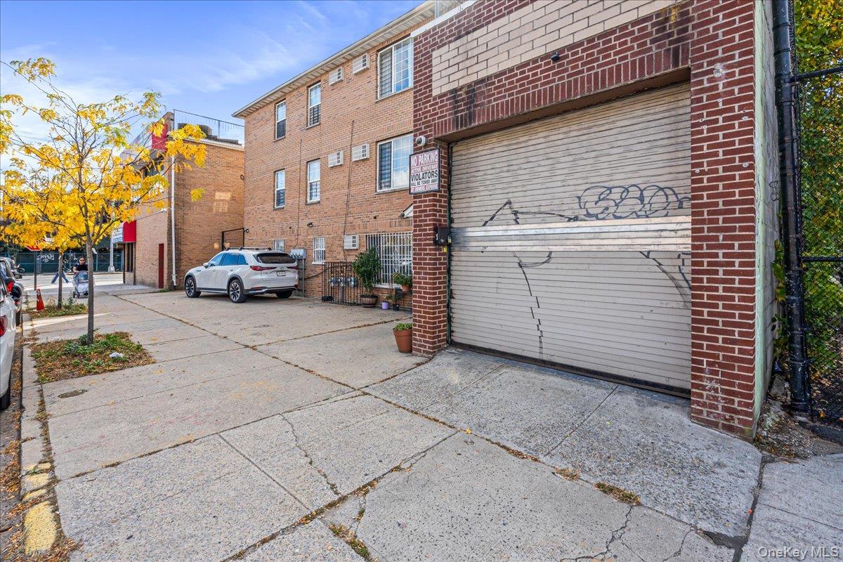 191-13 Jamaica Avenue – For Sale photo 11