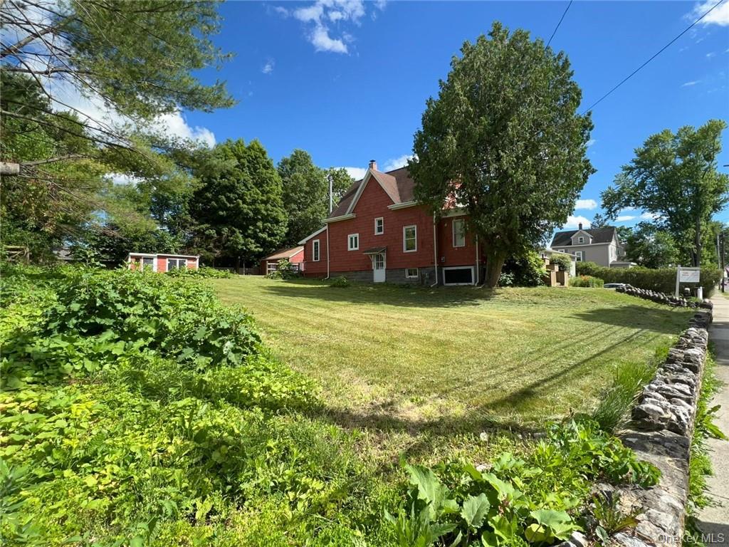 812 Tower Avenue – For Sale photo 10
