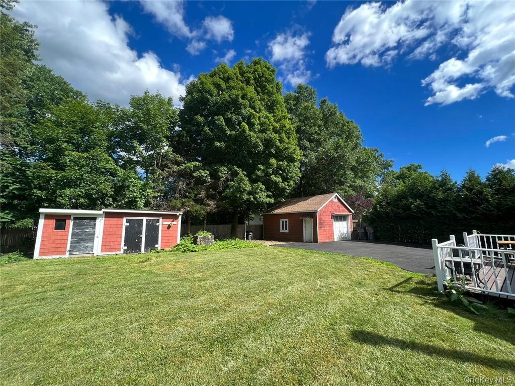 812 Tower Avenue – For Sale photo 8