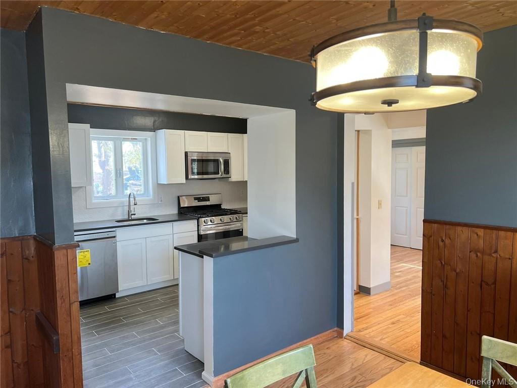812 Tower Avenue – For Sale photo 12