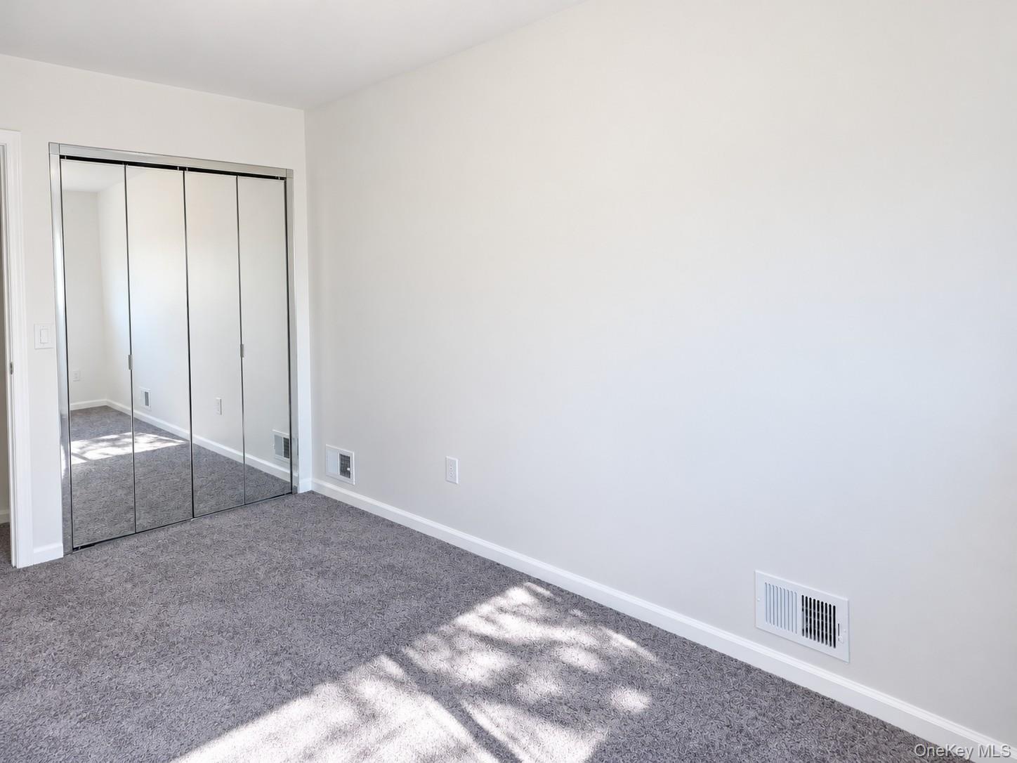 971 W Fingerboard Road, Unit 971 photo 17