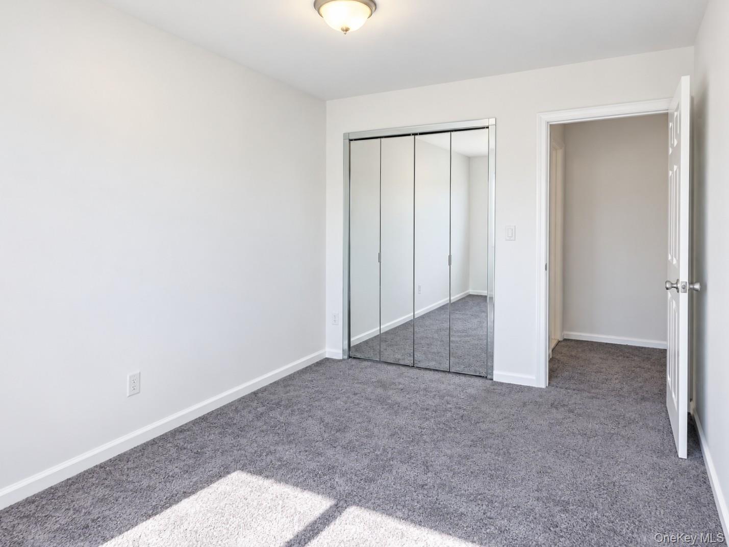 971 W Fingerboard Road, Unit 971 photo 15