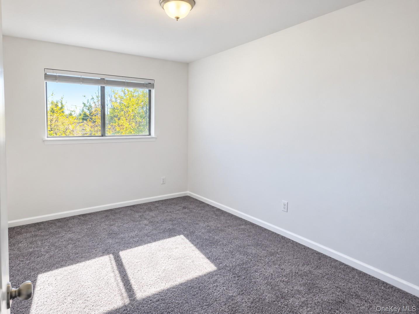 971 W Fingerboard Road, Unit 971 photo 14