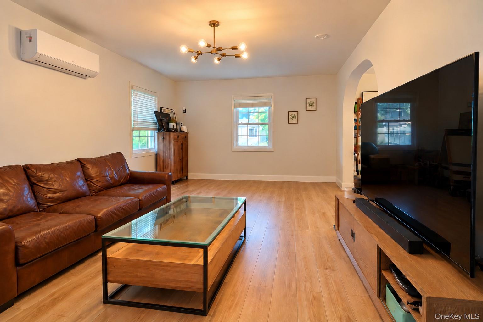 50 Bonnie Lane – For Sale photo 5