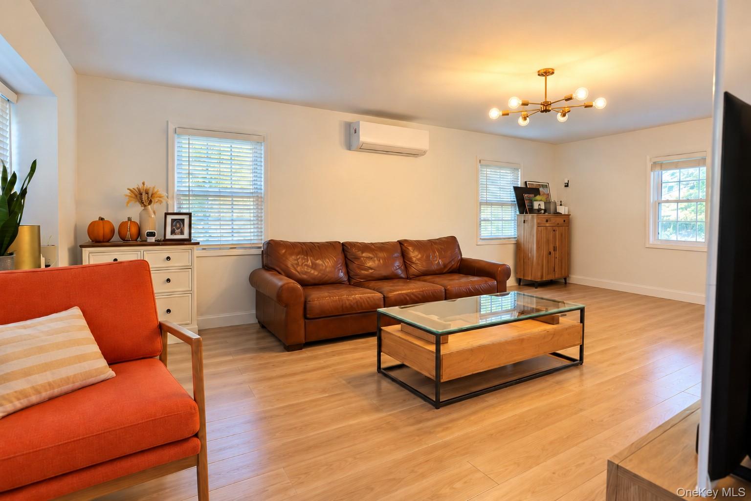 50 Bonnie Lane – For Sale photo 4
