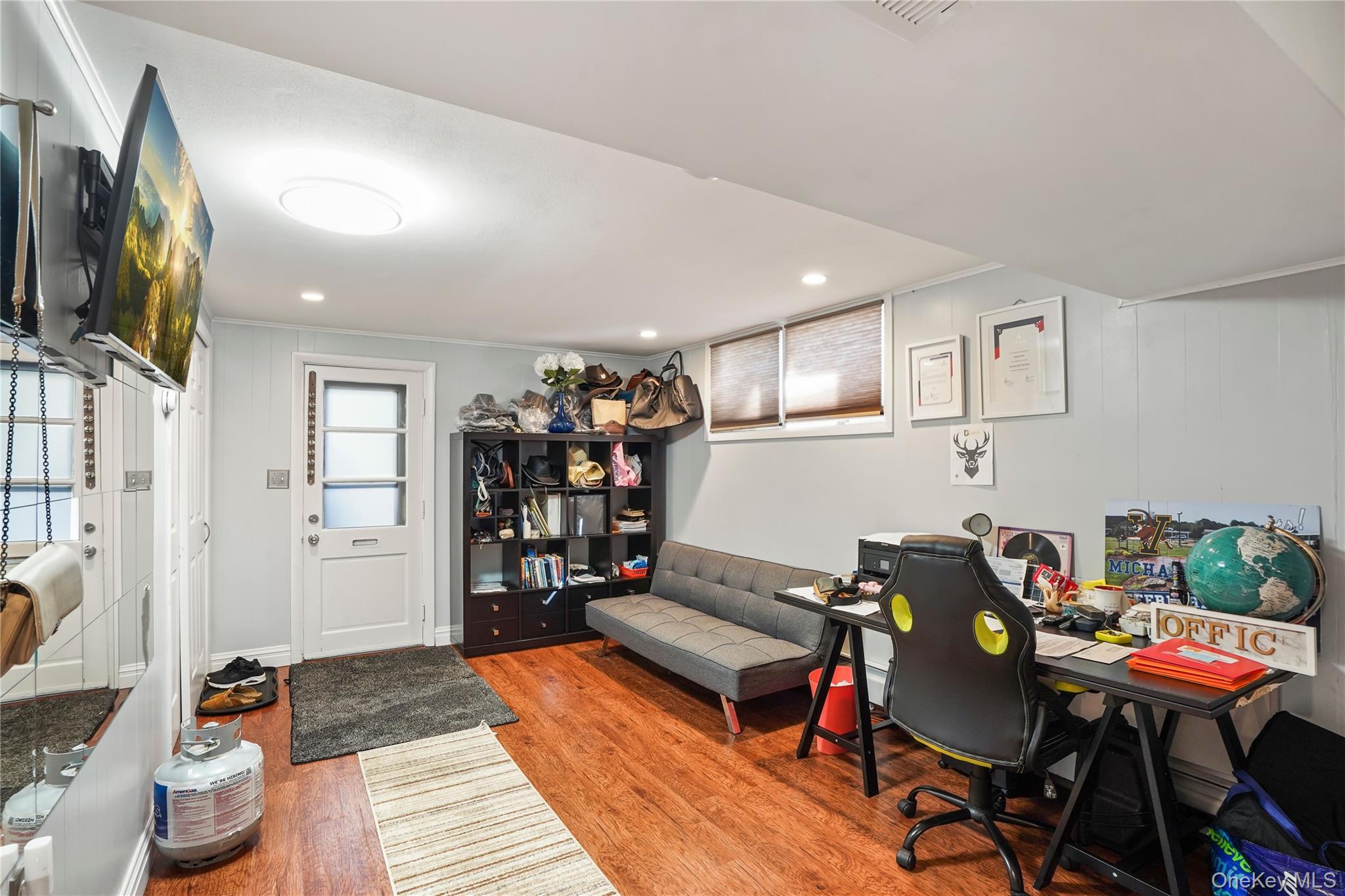 1 Van Alstine Avenue – For Sale photo 20