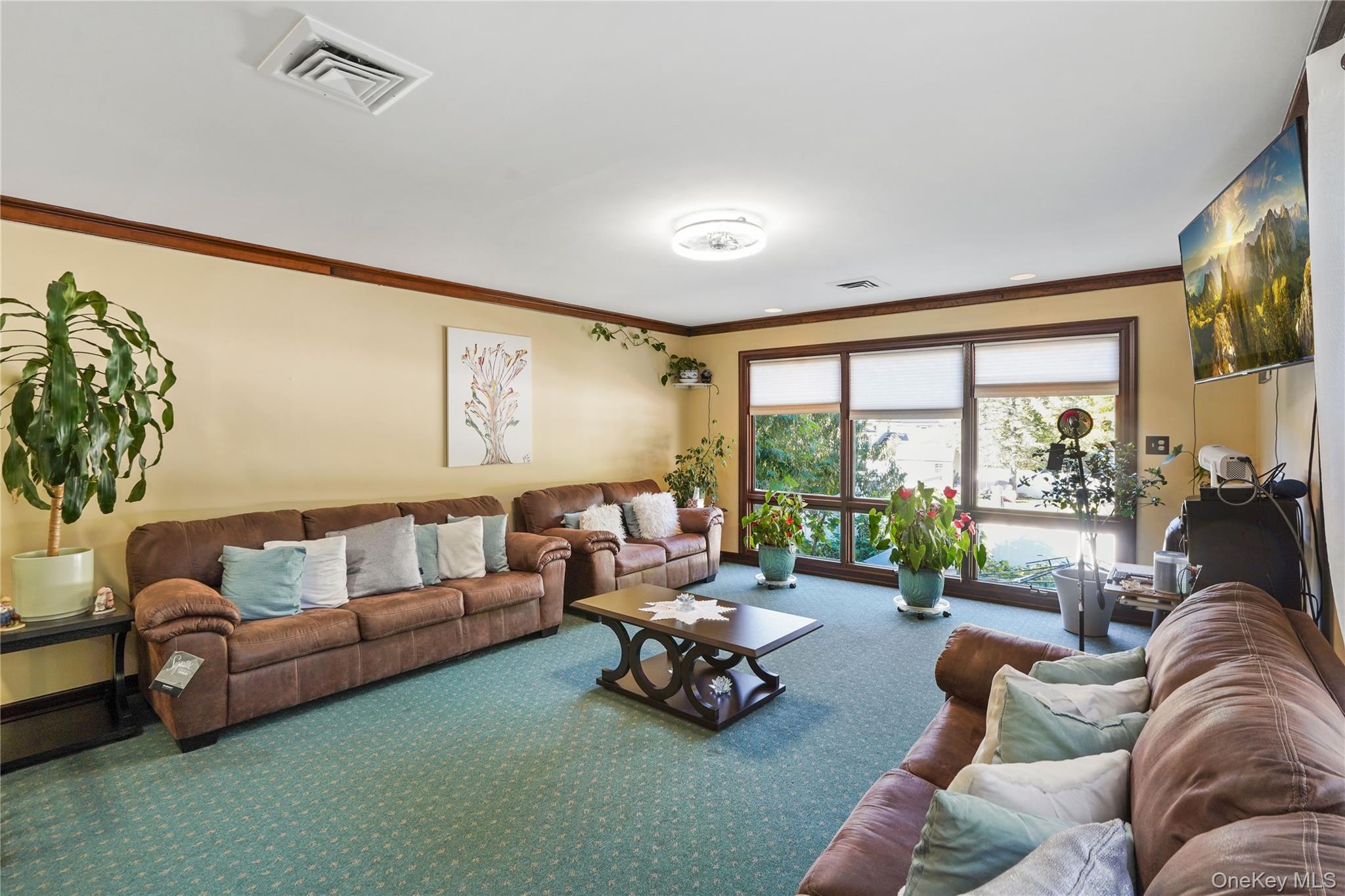 1 Van Alstine Avenue – For Sale photo 12