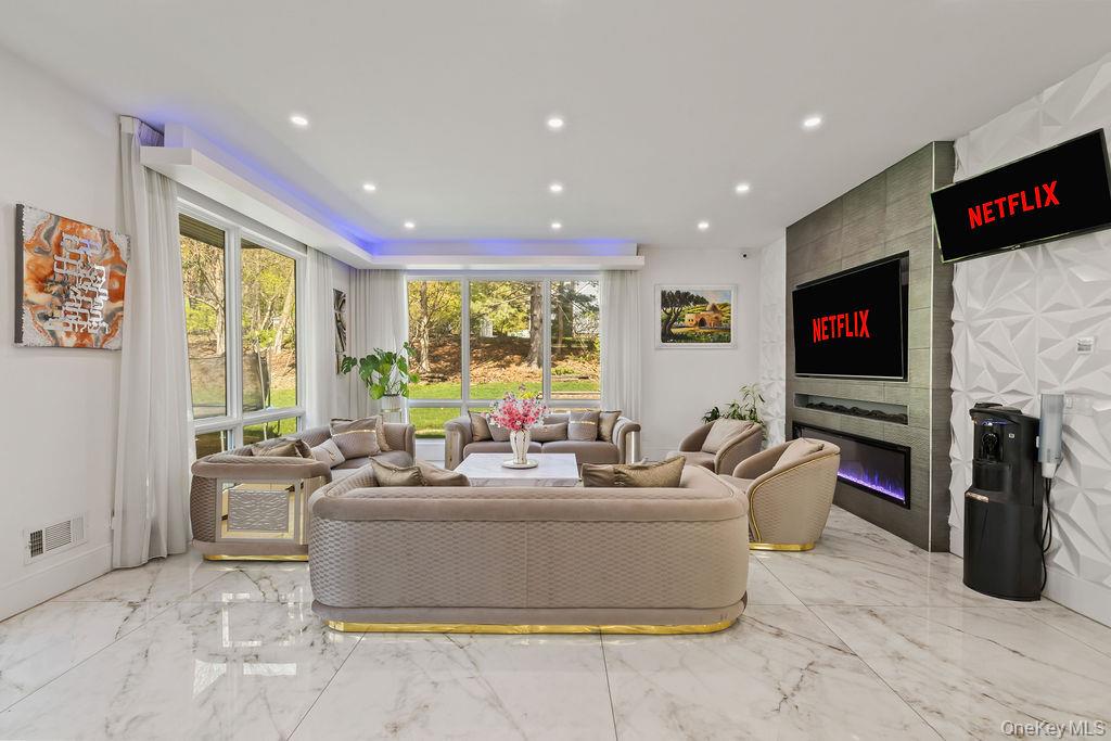 5 Blue Bird Road – For Sale photo 13