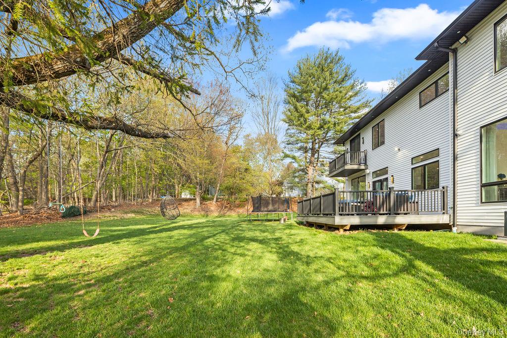 5 Blue Bird Road – For Sale photo 40