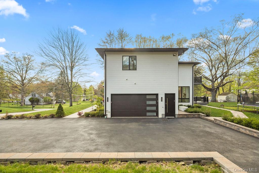 5 Blue Bird Road – For Sale photo 41