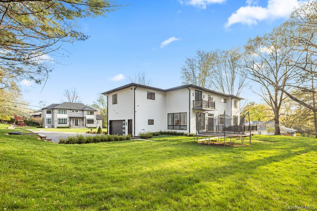 5 Blue Bird Road – For Sale photo 42