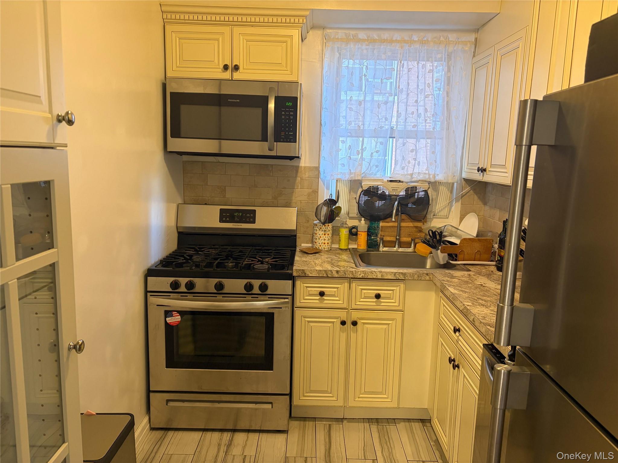 97-10 62nd Drive, Unit 5j photo 11