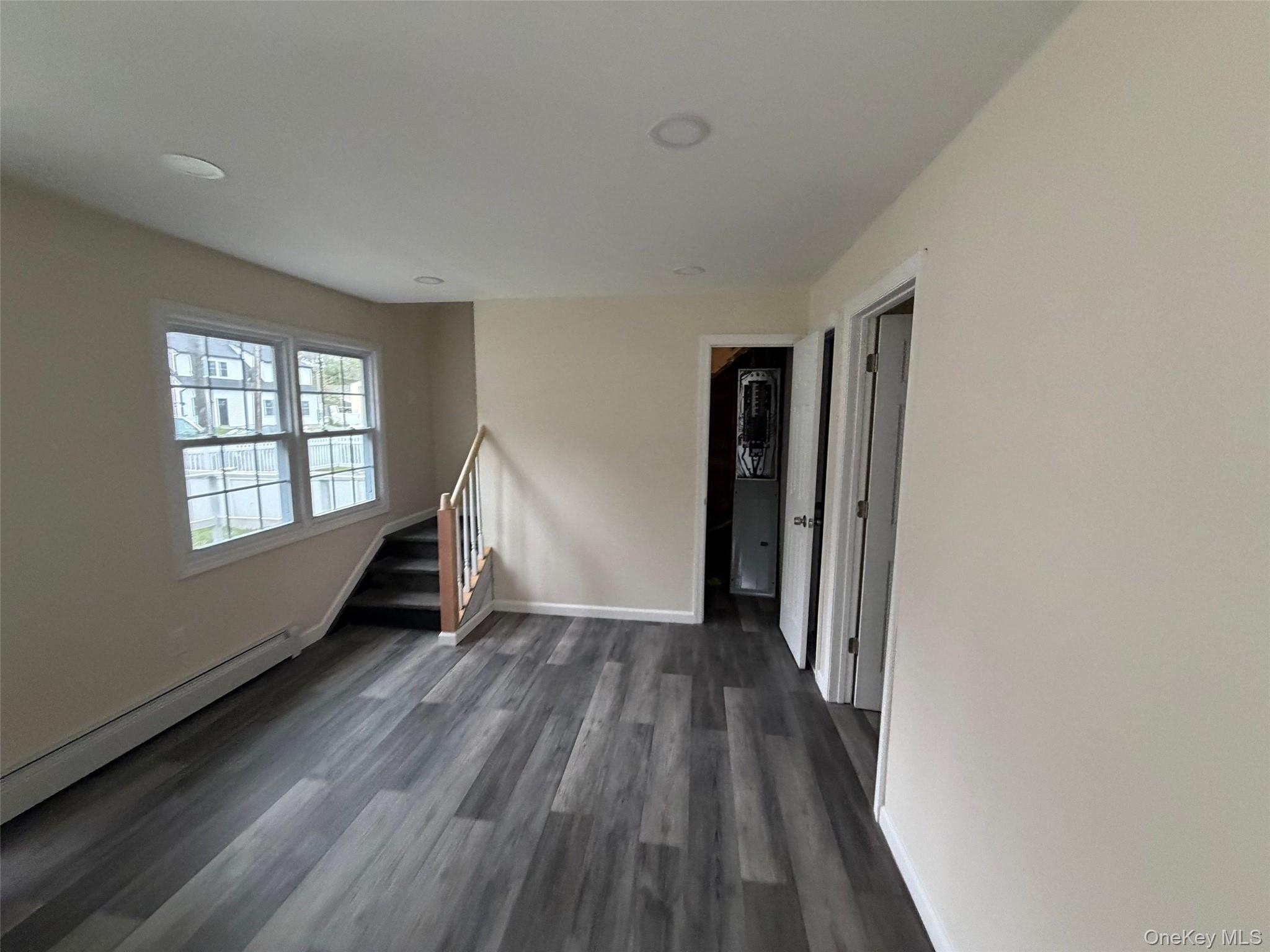 6 Robinson Drive – For Sale photo 3