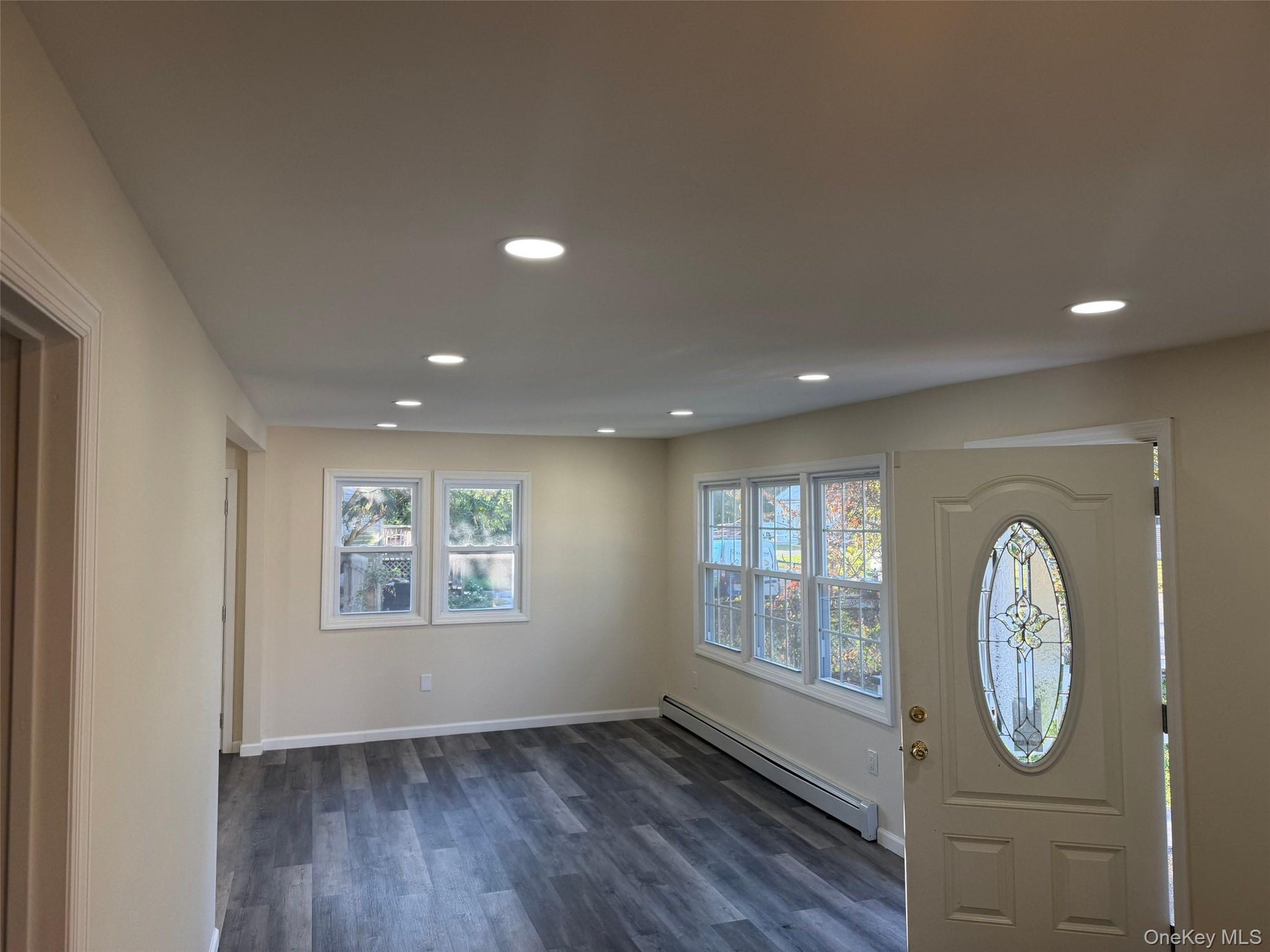 6 Robinson Drive – For Sale photo 2
