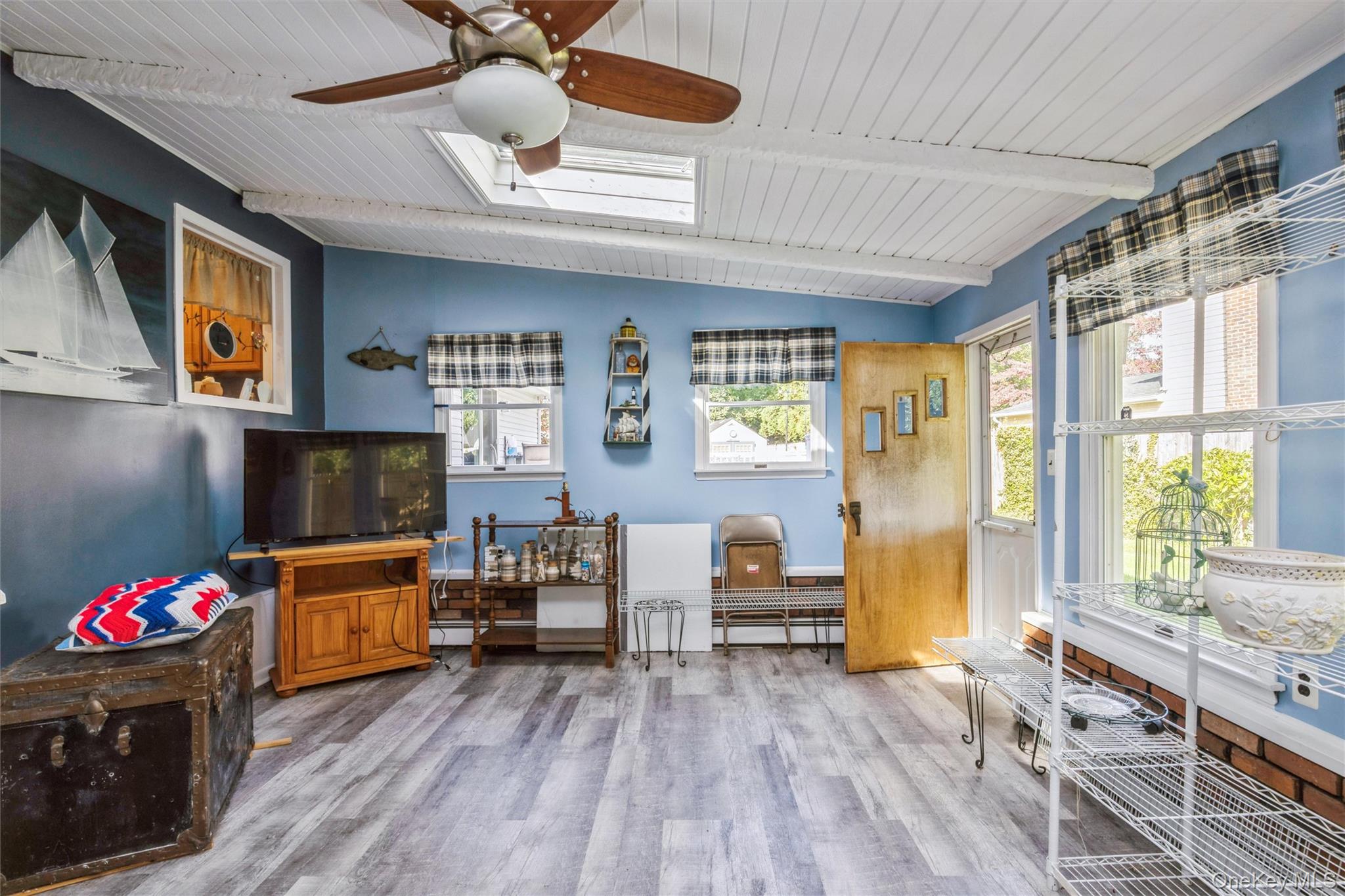 26 Iroquois Avenue – For Sale photo 17