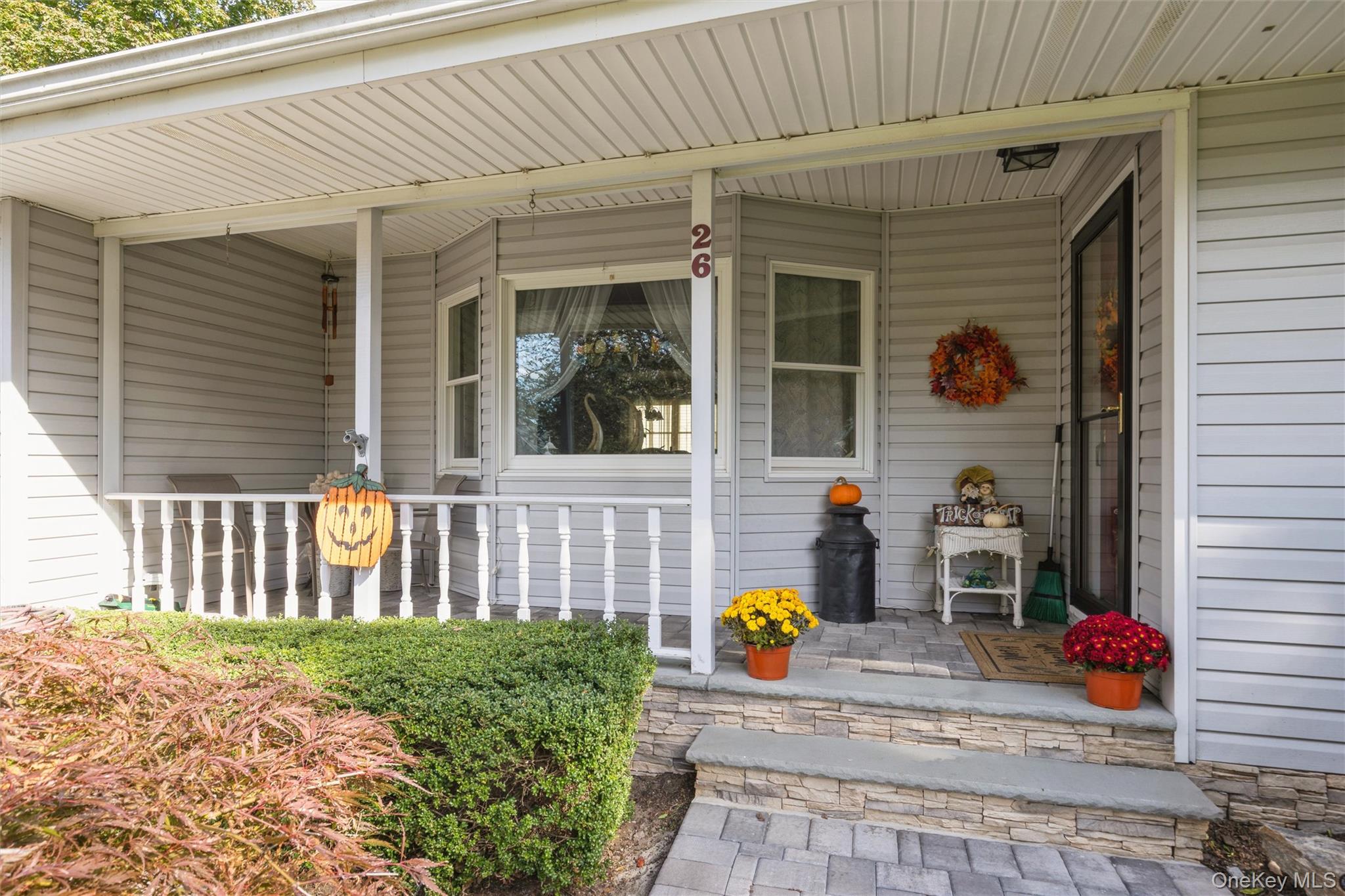 26 Iroquois Avenue – For Sale photo 2