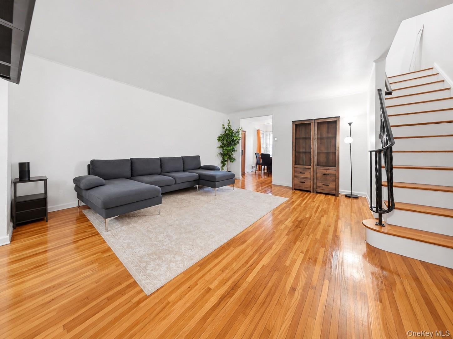 136-10 222nd Street – For Sale photo 4