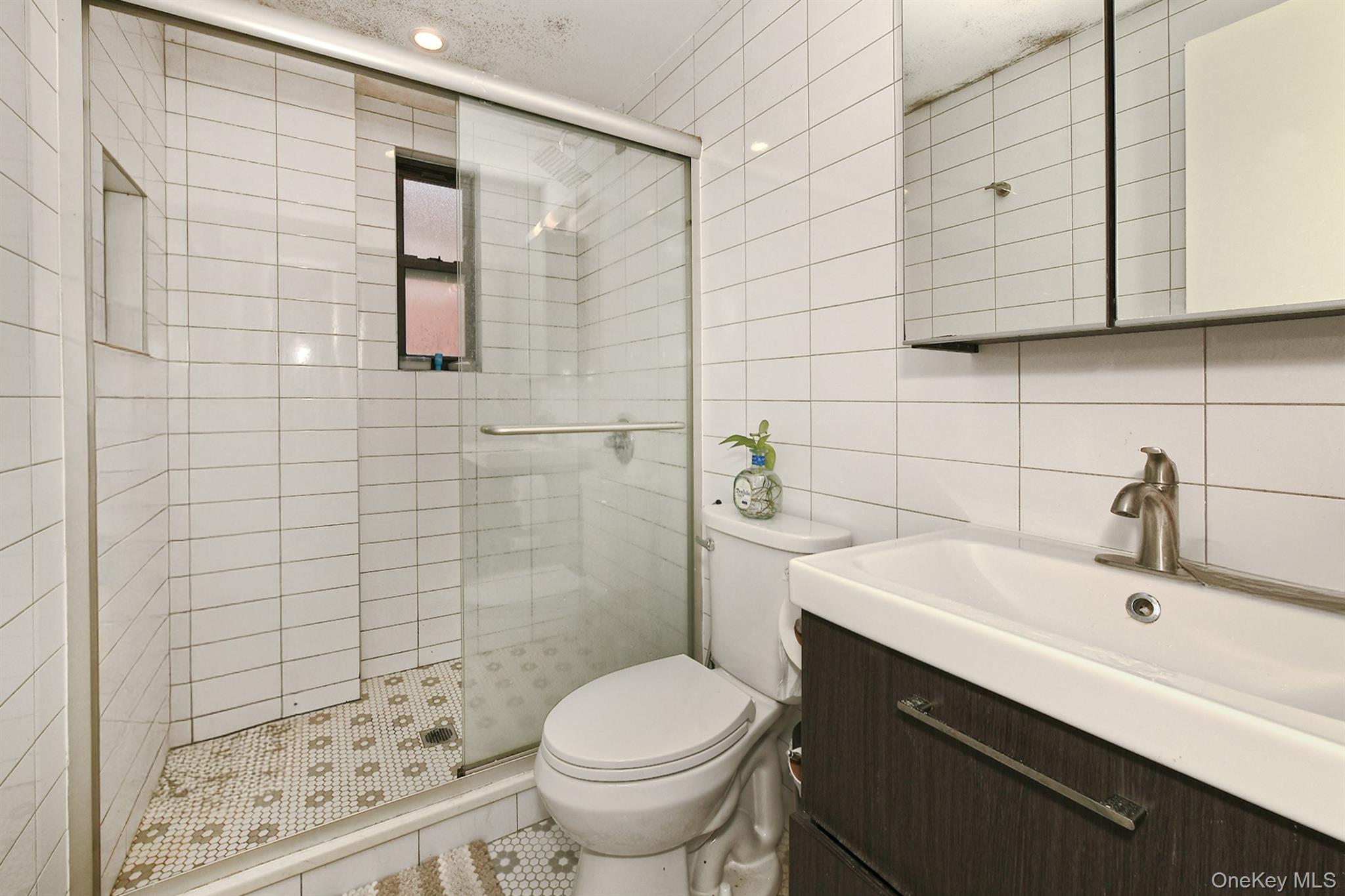 60-11 39th Avenue – For Sale photo 27